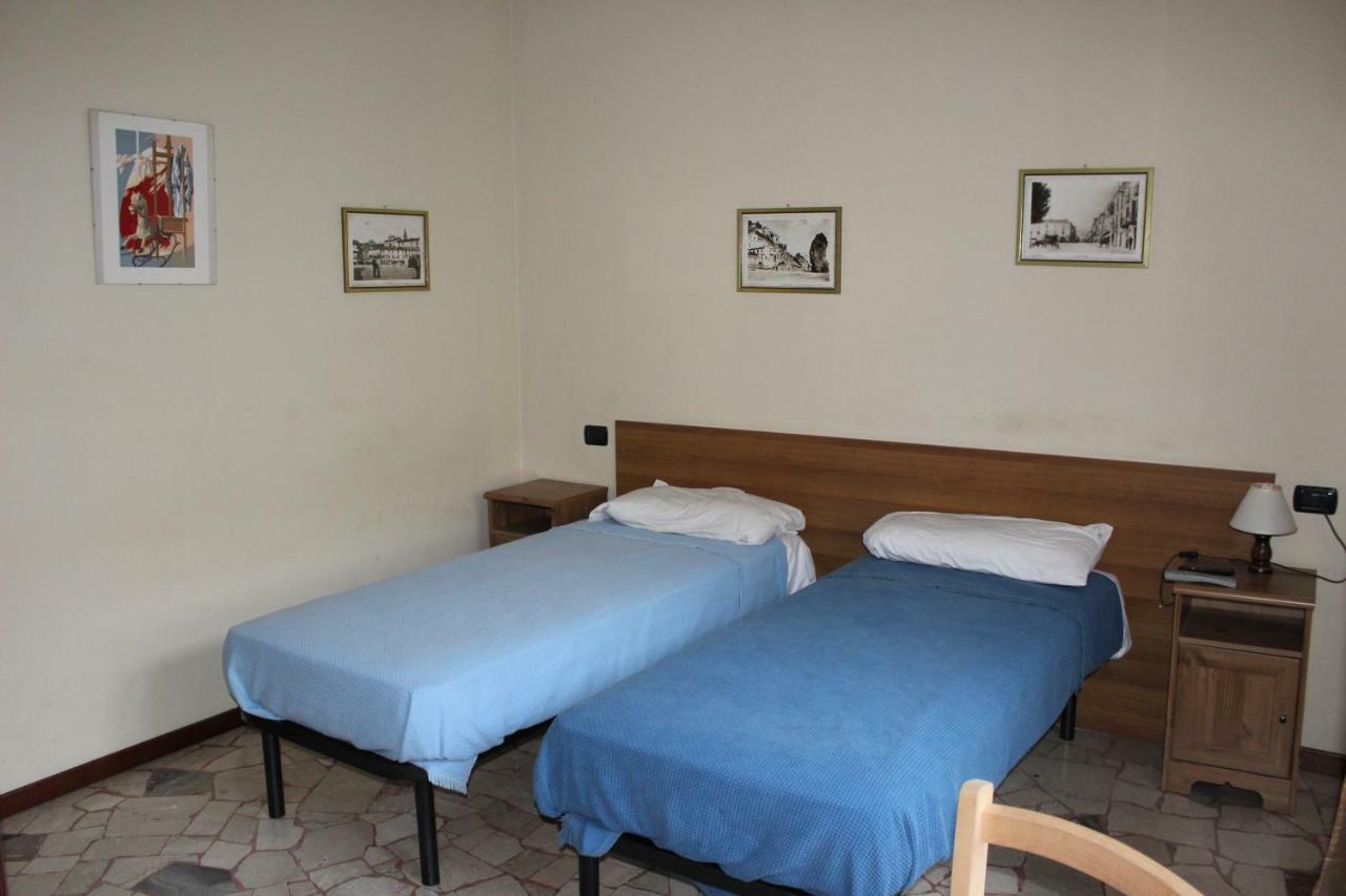 B&B Milano Malpensa 1 Castano Primo 外观 照片